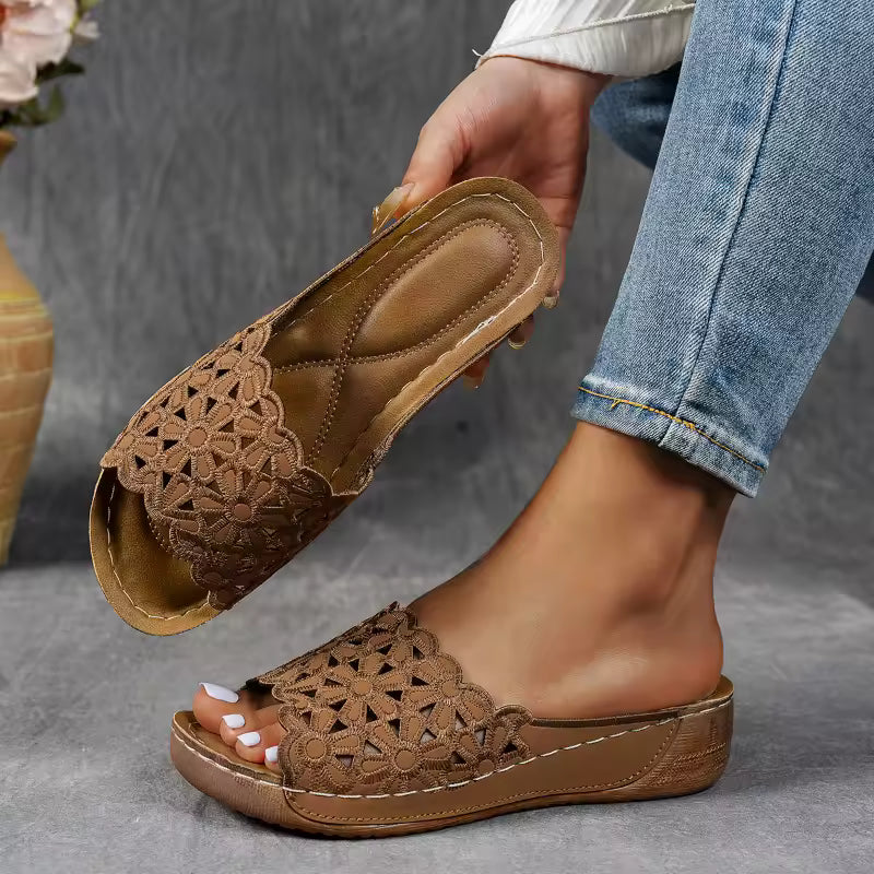 DaisyDream Comfort Wedges