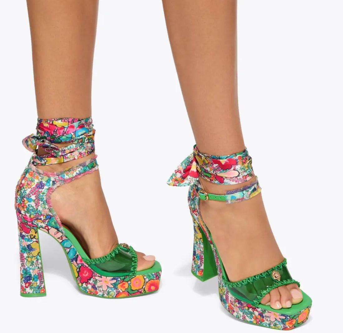 Vinyl Tie Platform Heel