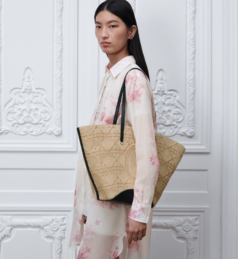Medium Dior Blooming Bag