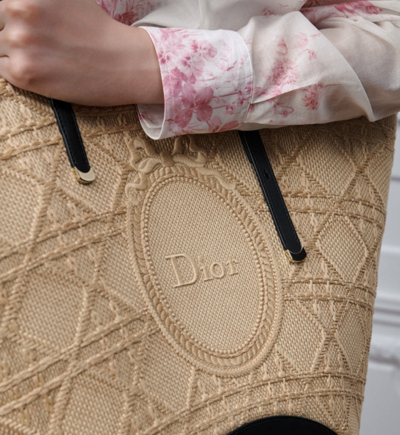 Medium Dior Blooming Bag